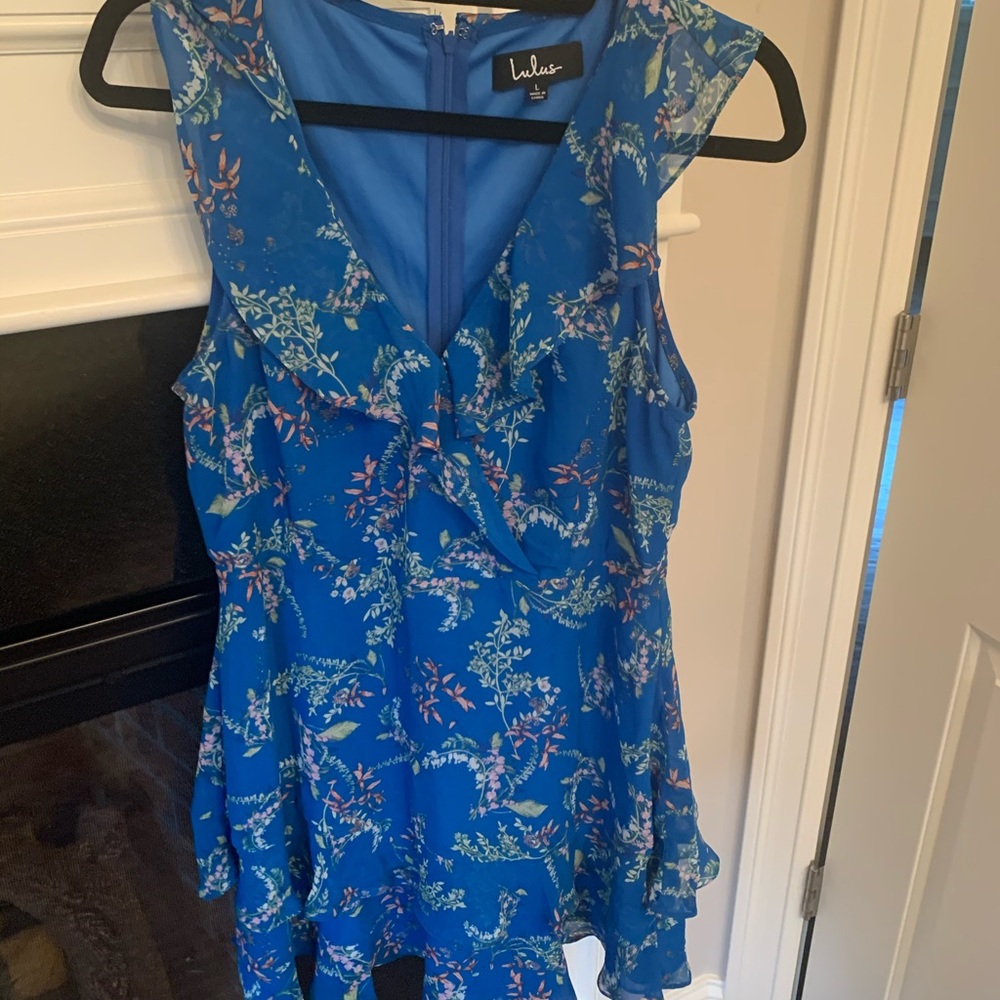 Beautiful Lulus Mini Dress!